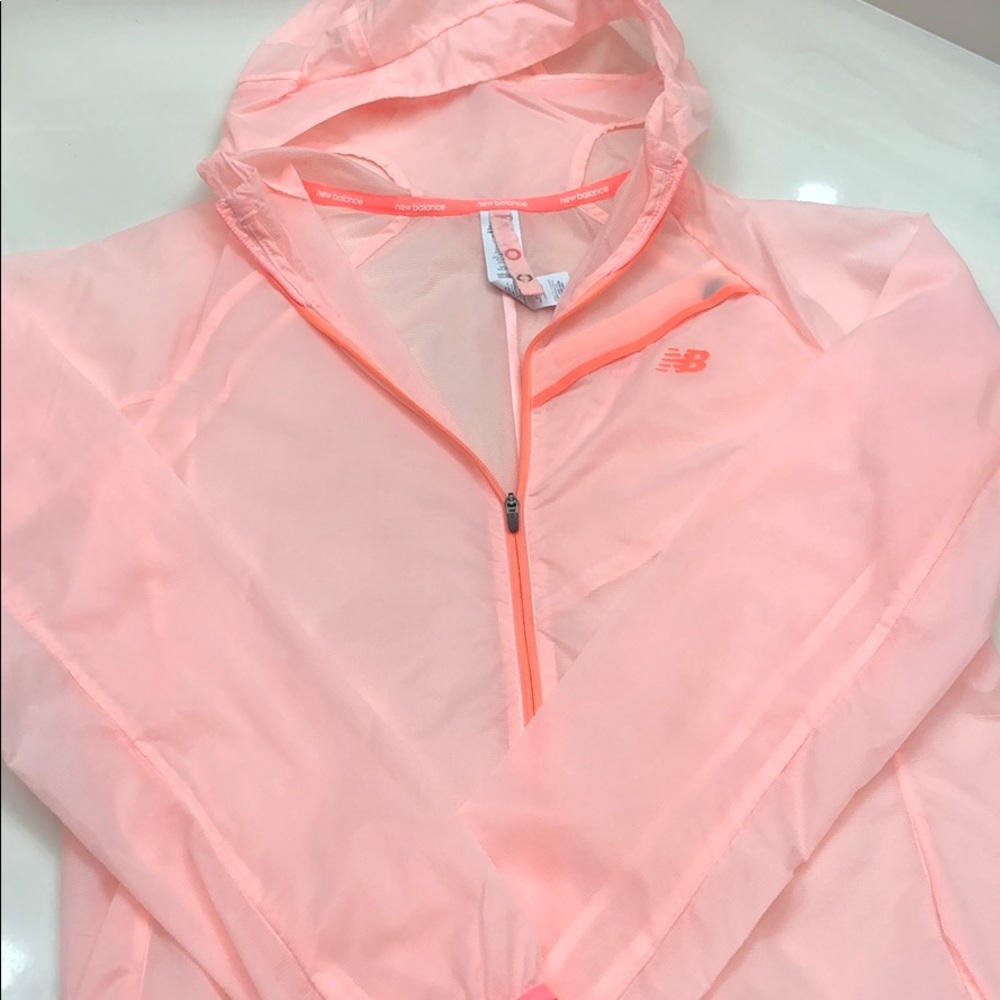 New Balance Hooded Lightweight Rain Jacket